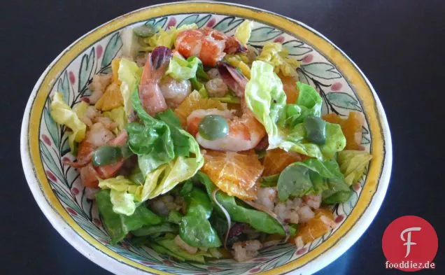 Zitrus-Salat mit Vanilleschote-schwarzer Pfeffer Vinaigrette