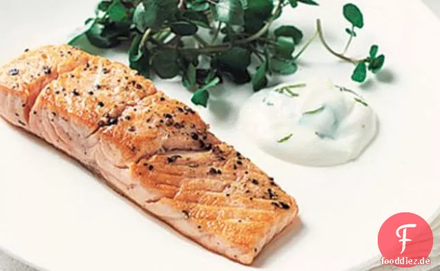 Gebratener Lachs mit Limetten-Aïoli und Brunnenkresse