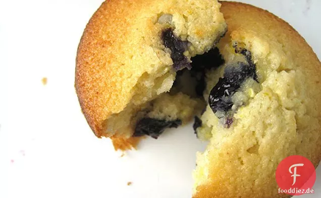 Blaubeer-Maismehl-Kuchen