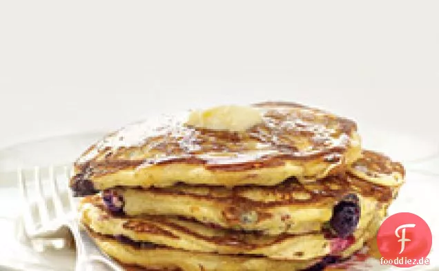 Heidelbeer-Maismehl-Pfannkuchen