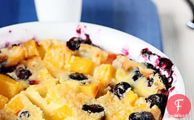 Pfirsich-Heidelbeer-Clafouti