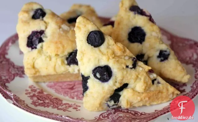 Mini Lemon Blueberry Scones Rezept