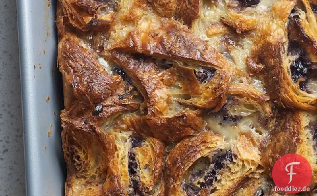 Blueberry Croissant Brot Pudding