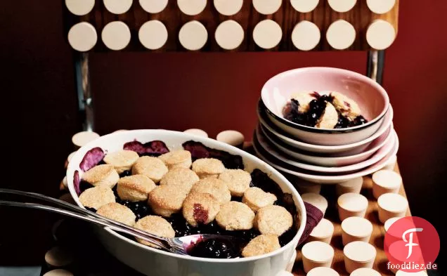 Blueberry Cobbler mit Honigkeksen