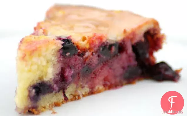 Blaubeer-Zitronen-Kaffeekuchen mit Zitronenglasur