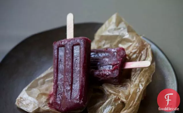 Blaubeere-Himbeere-Minze Eis am Stiel