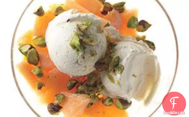 Cantaloupe-Parfait Mit Gesalzenen Pistazien