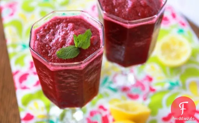 Vereiste Kirschlimonade mit Agave