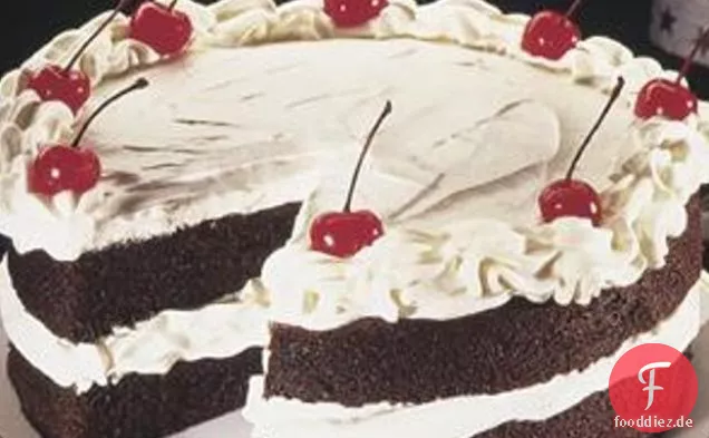 Große amerikanische Schokolade Kirschkuchen