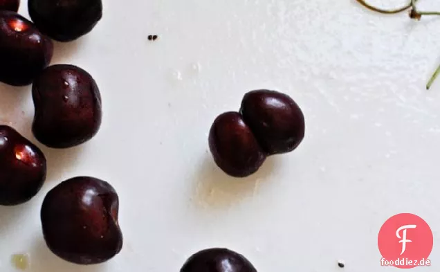 Frische Kirsche und Pecan Quinoa