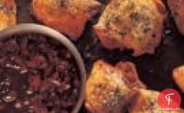 Gebratene Hähnchenschenkel mit Kirsch-Thymian-Kompott
