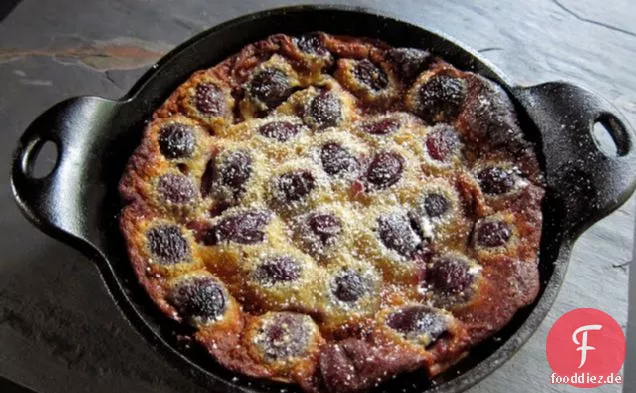 Boozy Cherry Clafoutis Für Zwei