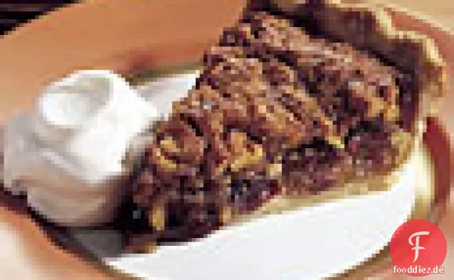 Karamell-Walnuss-Kuchen mit getrockneten Kirschen