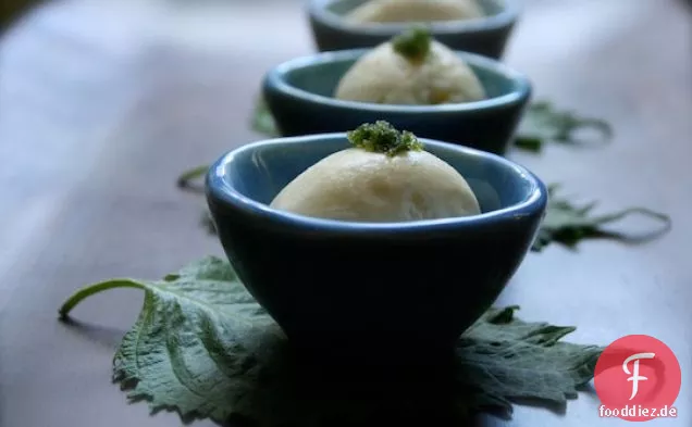 Kokosnusseis mit Shiso-Zucker