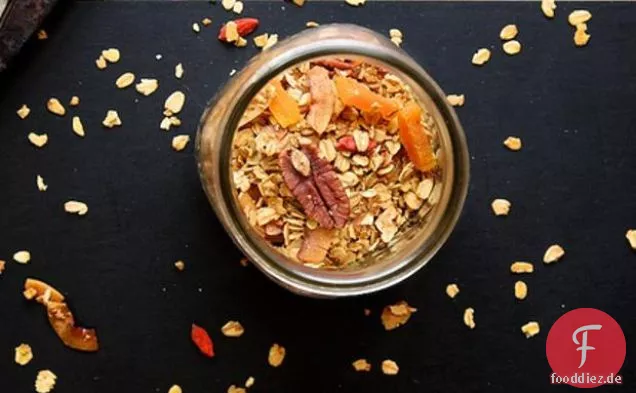 Ahorn Pecan Granola