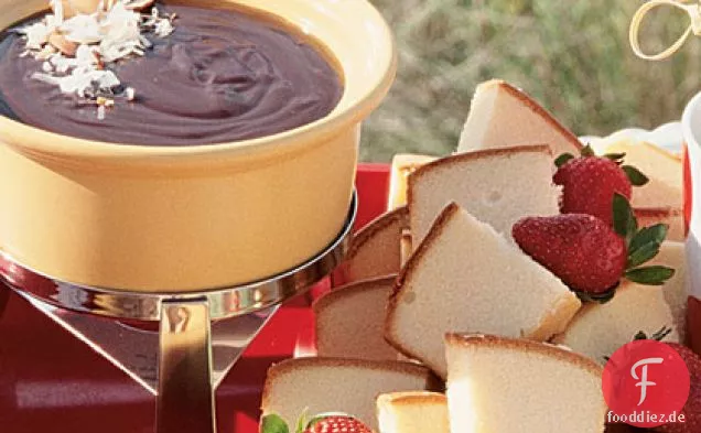 Schokoladen-Kokos-Sahne-Fondue
