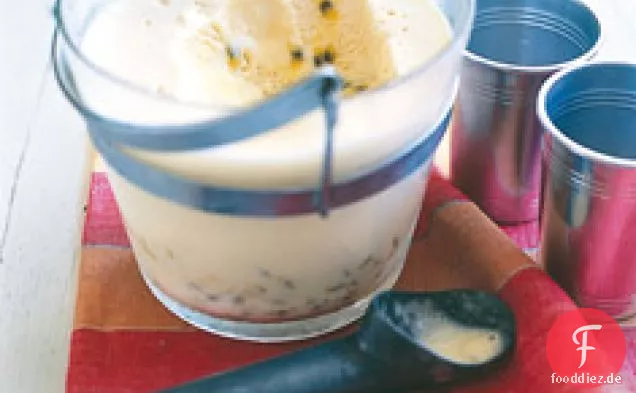 Kokosnuss und Passionsfrucht Semifreddo