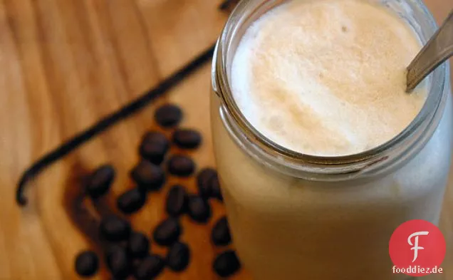 Kaffee-Vanille-Milchshake (mit Einem Navan Kick)