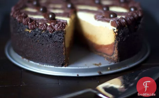 Cappuccino Fudge Cheesecake