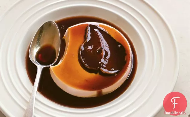 Birne und Espresso Panna Cotta
