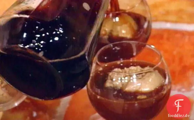Kaffee-Eis in Kaffee ertrunken (Affogato Semifreddo Coviglia)