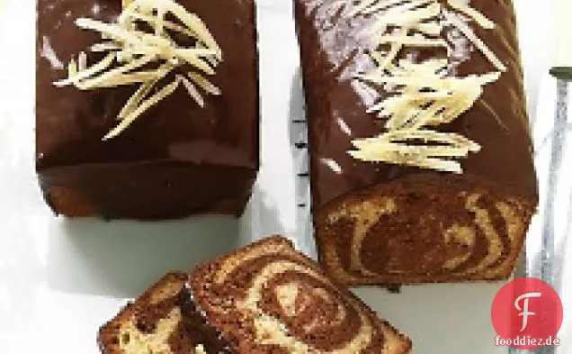 Schokoladen-Cranberry-Tube-Kuchen