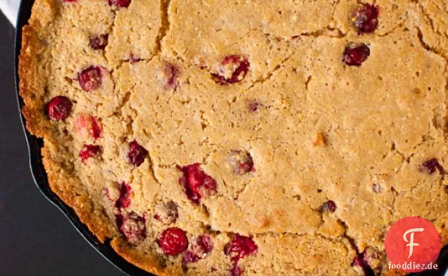 Cranberry-Ahorn-Pfanne Maisbrot