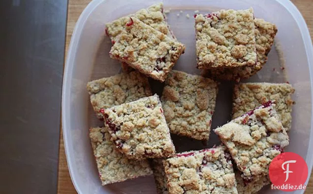 Cranberry Crumb Bars mit Mulling Gewürzen