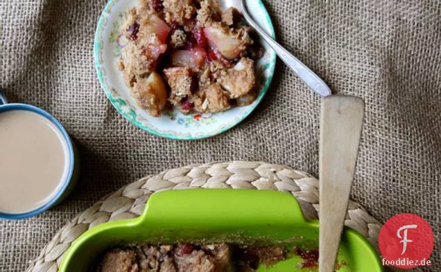 Birne und Cranberry bröckeln
