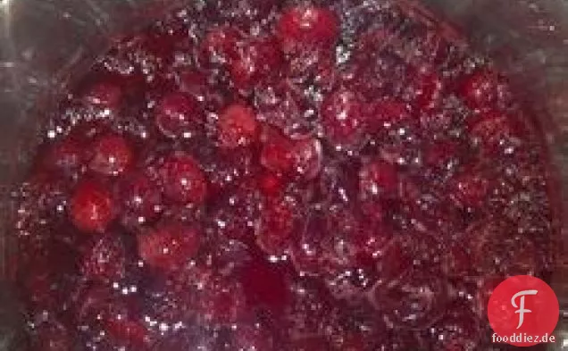 Orangefarbene Cranberry-Sauce