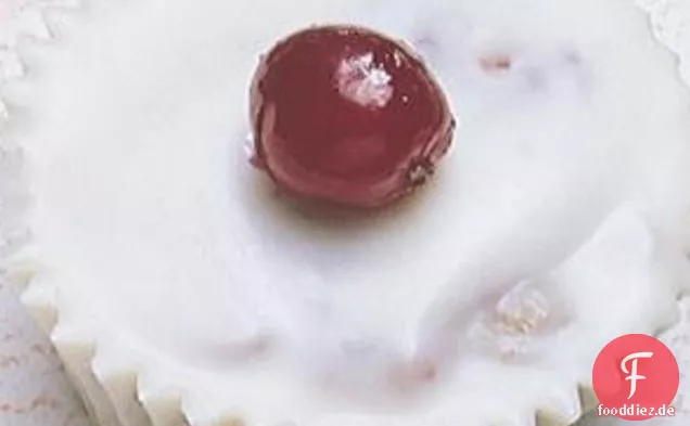 Glasierte Cranberry-Mini-Kuchen