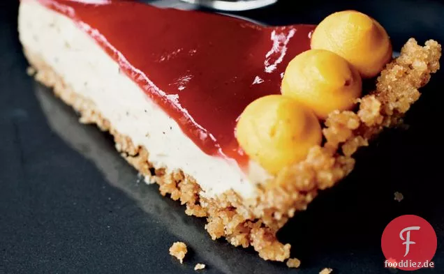 Brown-Butter-Pudding-Kuchen mit Cranberry-Glasur