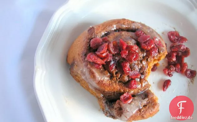 Melasse & Cranberry Zimt Rollen