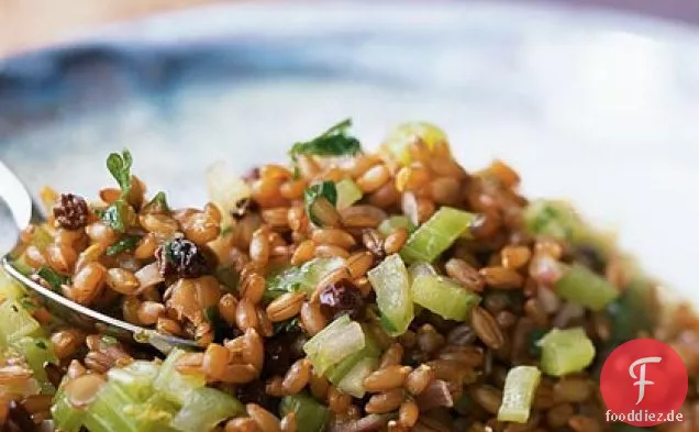 Roggen-Beeren-Salat mit orangenvinaigrette