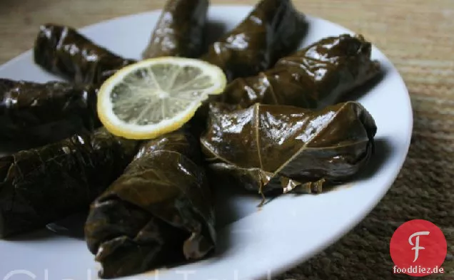 Armenisch gefüllte Weinblätter (Yalanchi Sarma)