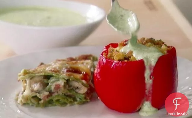 Couscous-Gefüllte Paprika mit Basilikumsauce