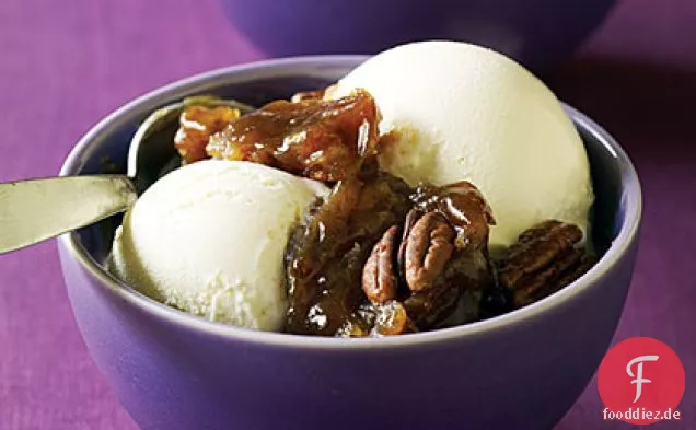 Brauner Zucker und Brandy Dattelsauce