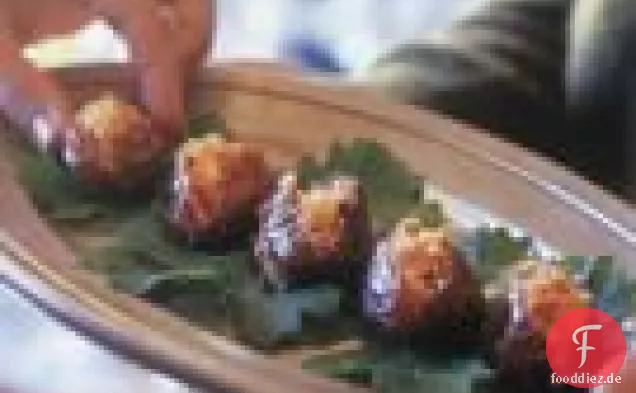 Datteln gefüllt mit Ziegenkäse