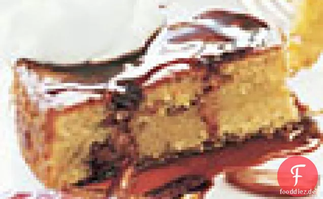 Olivenöl-Couscous-Kuchen mit Crème Fraîche und Dattelsirup