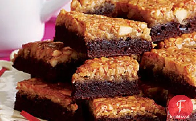 Macadamia-Doppeldecker-Brownie Bars