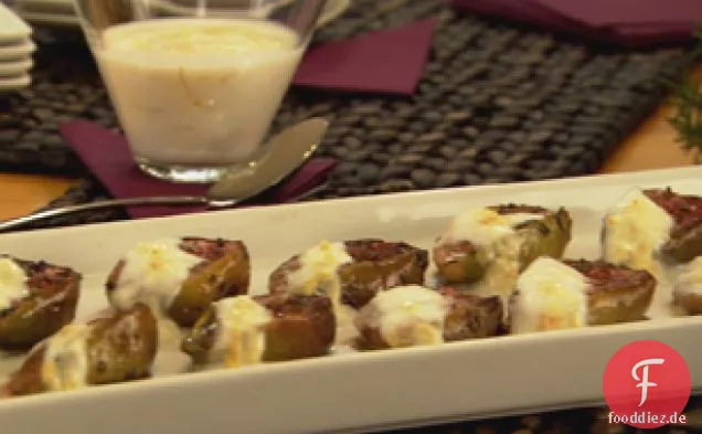 Gegrillte frische Feigen mit Honig-Joghurt-Sauce