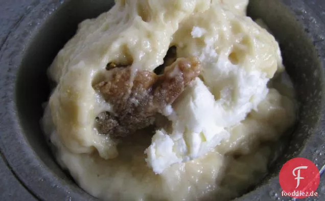 Mit Ziegenkäse und Honig gefüllte Feigenmuffins