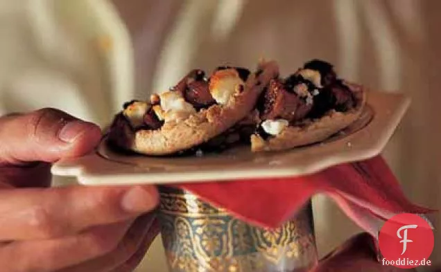 Pizza aus dieser Welt mit Ziegenkäse und Feigen-Tapenade