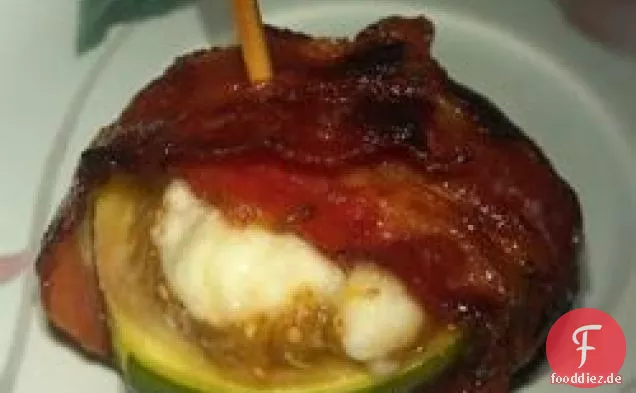 Feigen mit Ziegenkäse, Pekannüssen und Speck