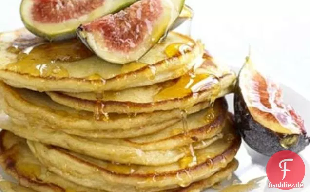 Süße Ricotta-Pfannkuchen Mit Honig & Feigen