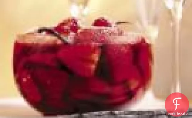 Erdbeeren in Rotwein mit Vanilleschote