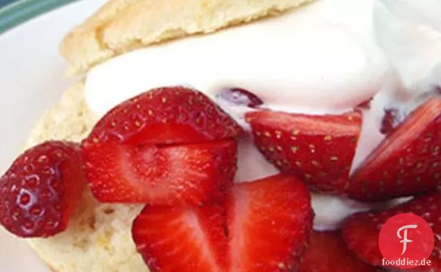 Pim ' s Strawberry Shortcakes