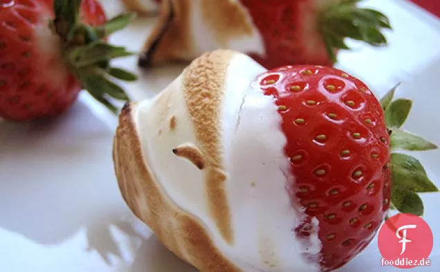 Erdbeeren In Bruleed Marshmallow-Creme