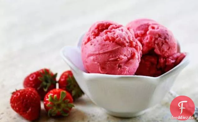 Erdbeere gefrorener Joghurt