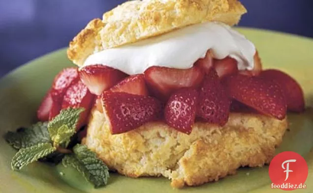 Klassischer Erdbeer-Shortcake